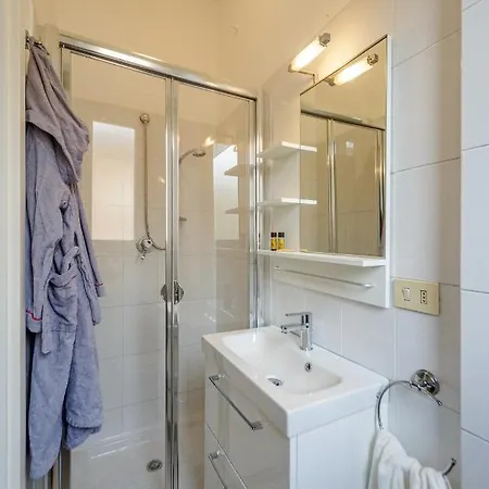 Apartament Casaviva - Comfy Flat With Parking In Santa M *