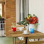 Casaviva - Comfy Flat With Parking In Santa M Apartment *