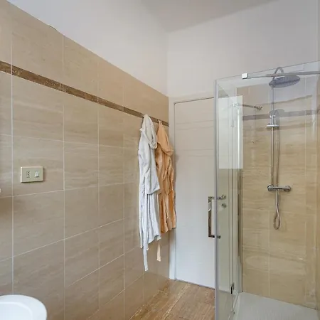 Casaviva - Comfy Flat With Parking In Santa M